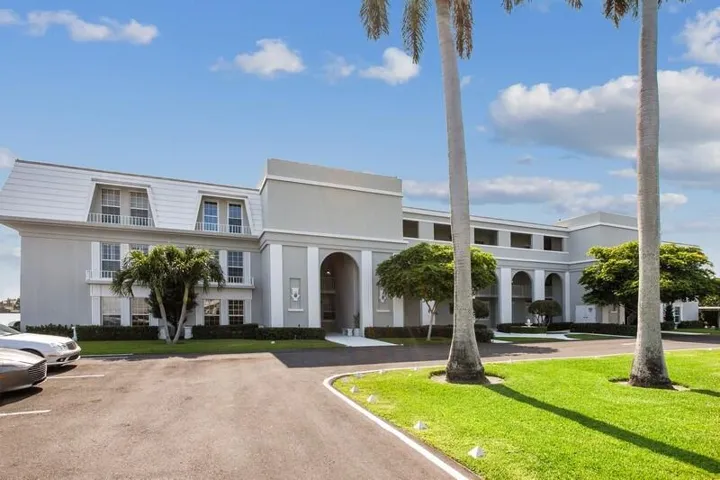 2160 Ibis Isle Rd.