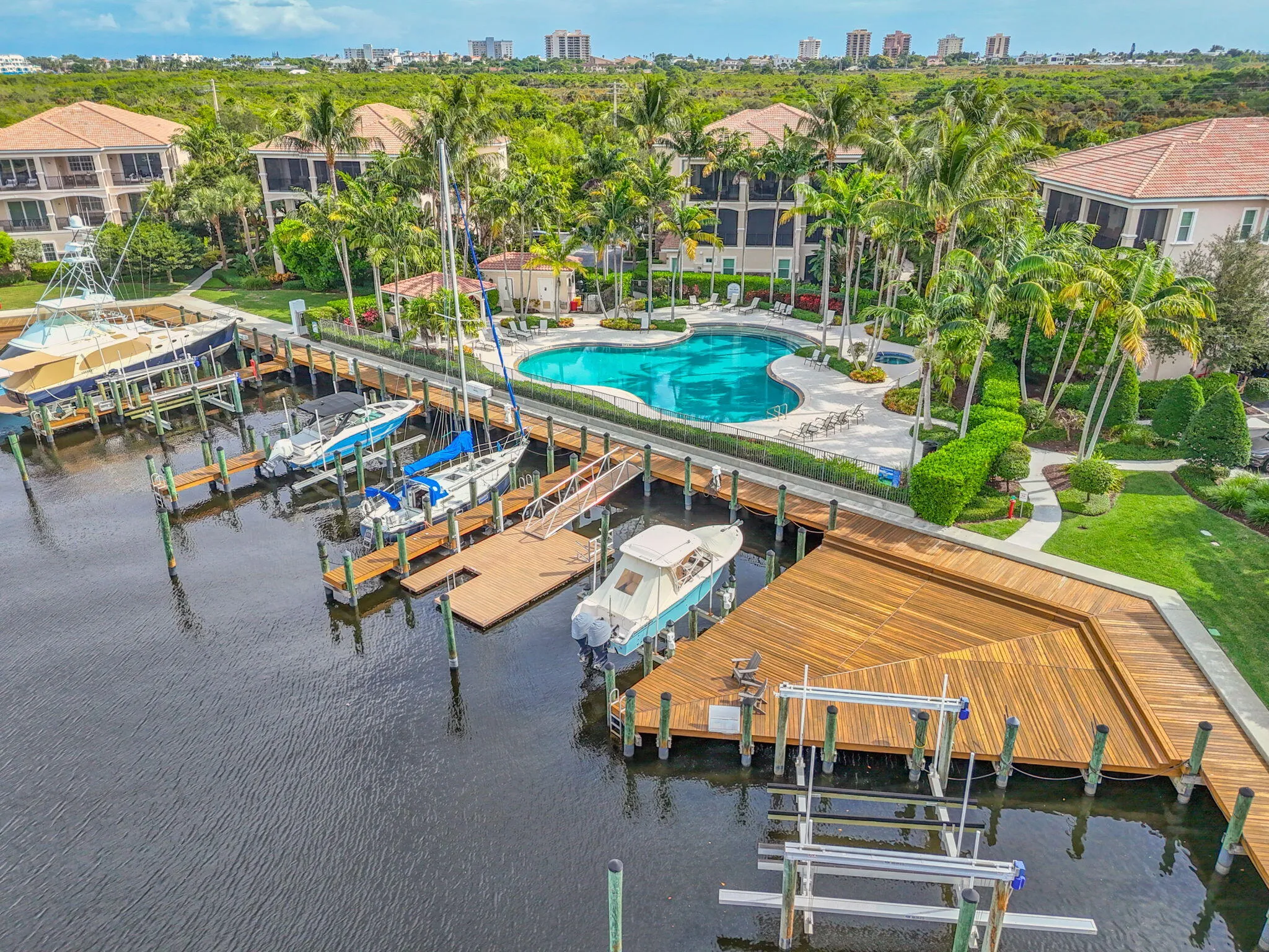 13435 Treasure Cove