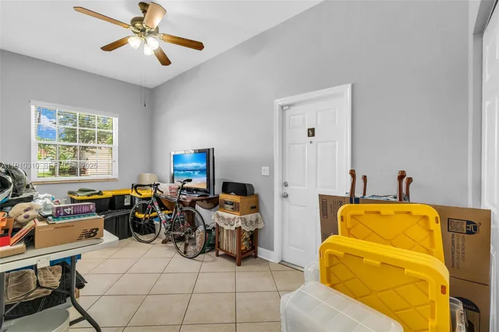 Flex Room / Office