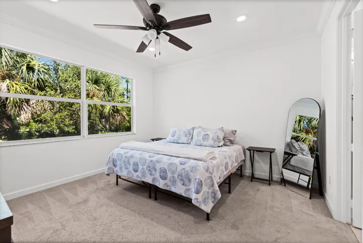 460 Veridian Cir NW, Palm Bay, FL 32907-