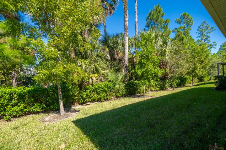 460 Veridian Cir NW, Palm Bay, FL 32907-