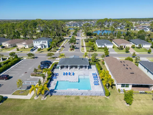 460 Veridian Cir NW, Palm Bay, FL 32907-