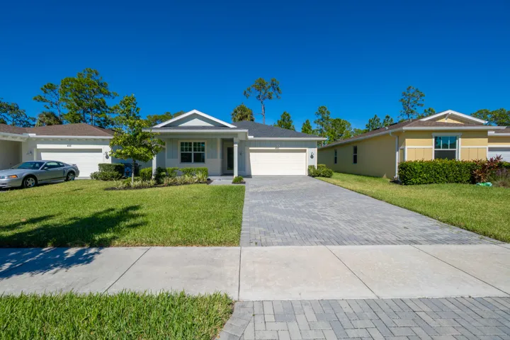 460 Veridian Cir NW, Palm Bay, FL 32907-