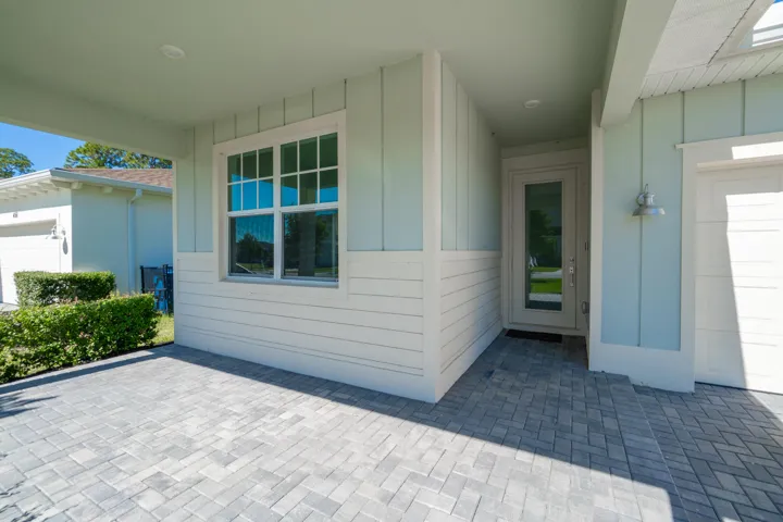 460 Veridian Cir NW, Palm Bay, FL 32907-
