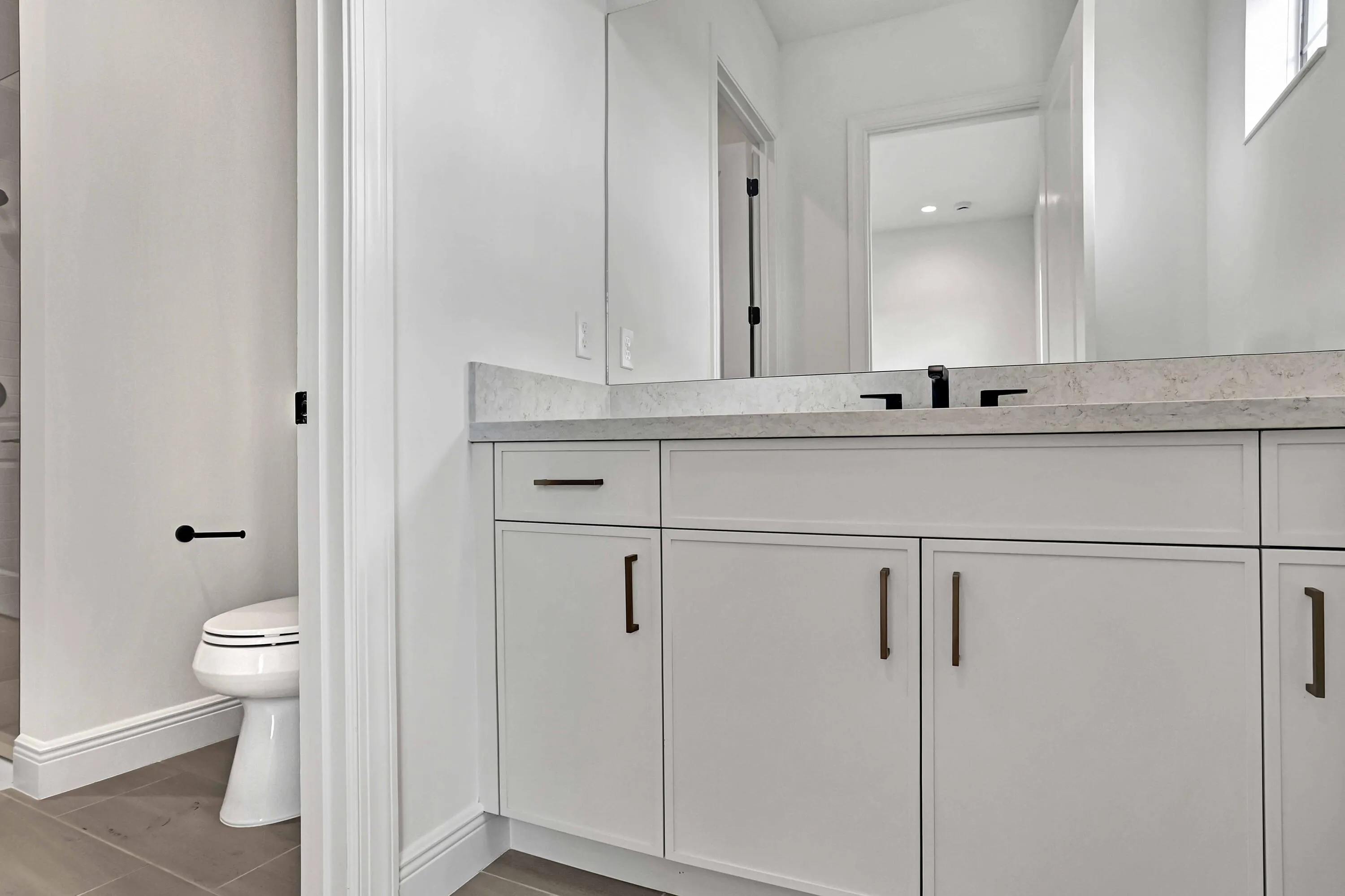 Jack and Jill Guest Bathroom - Vanity neat Guest Bedroom 2