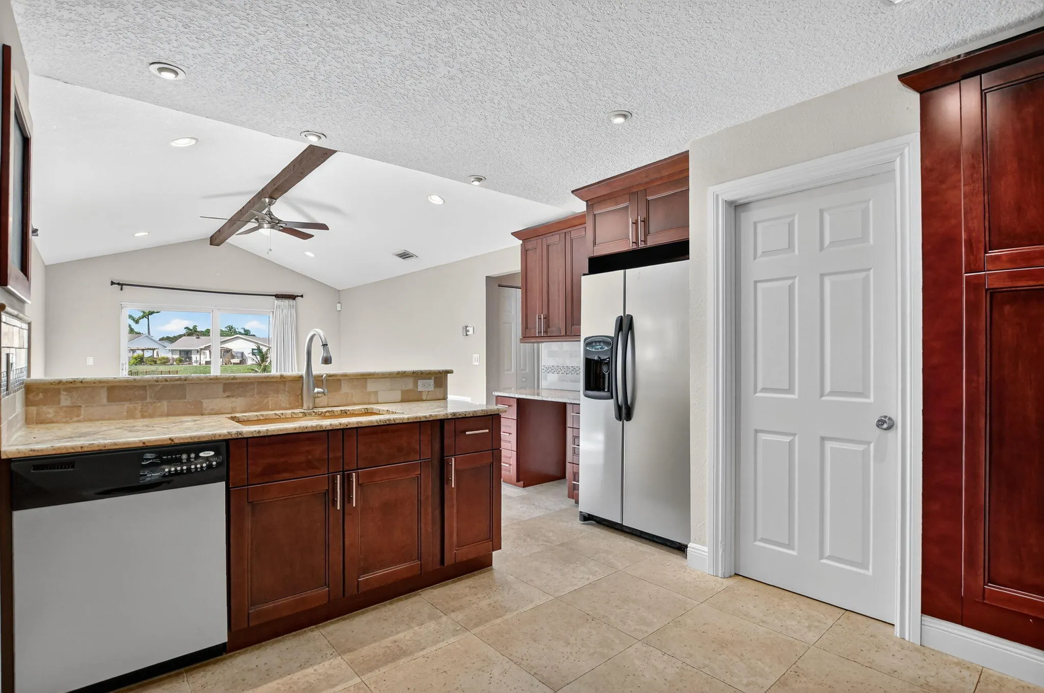 Gourmet Kitchen