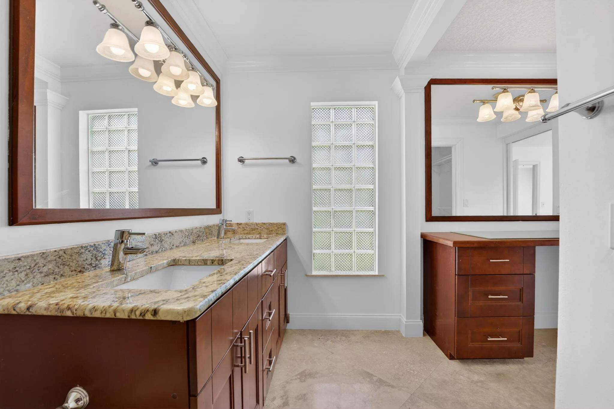 Master Bath - 14