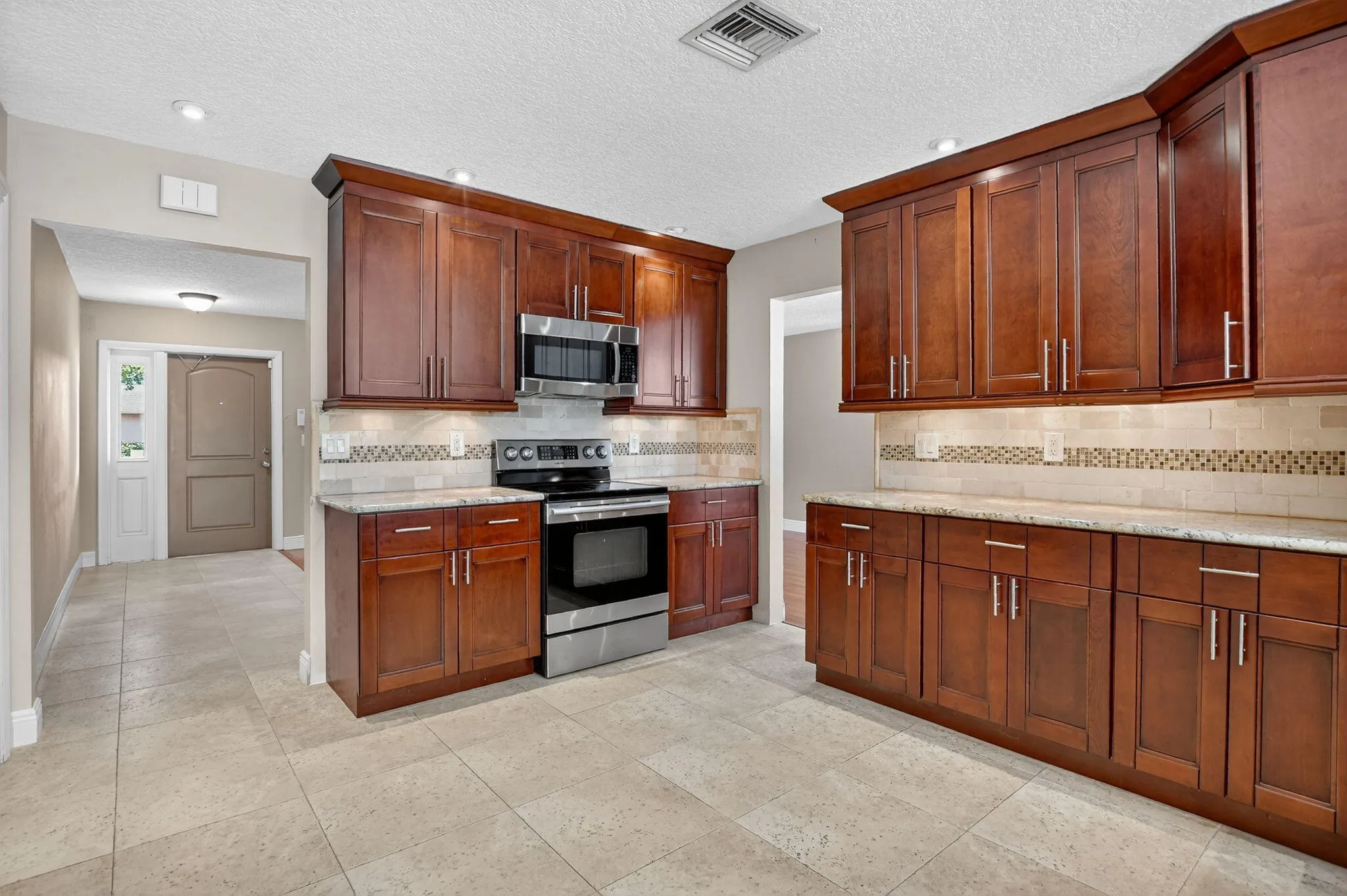 Gourmet Kitchen