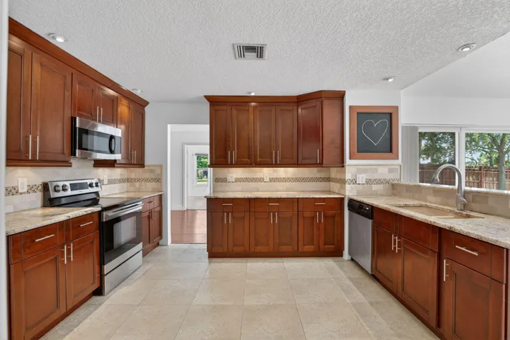 Gourmet Kitchen