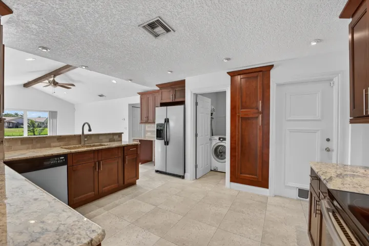 Gourmet Kitchen