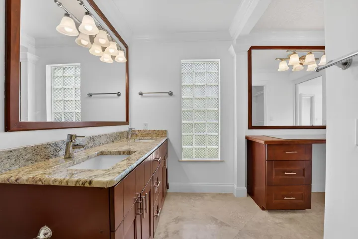 Master Bath - 14