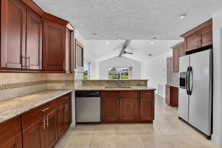 Gourmet Kitchen