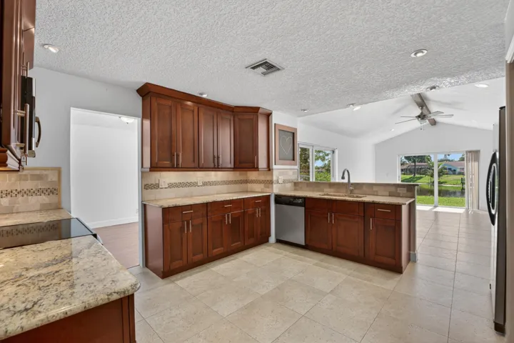 Gourmet Kitchen
