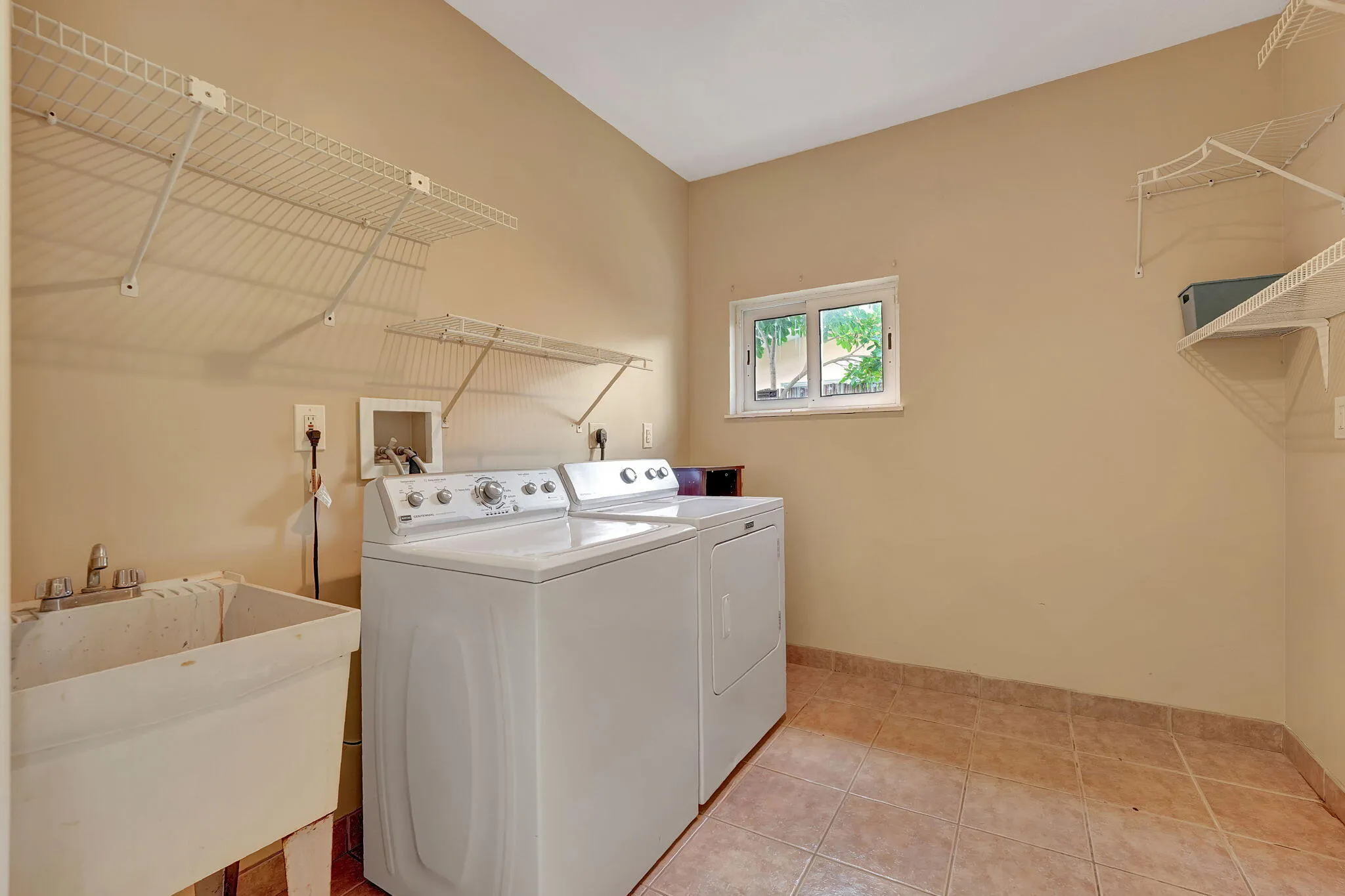 Property photo 47