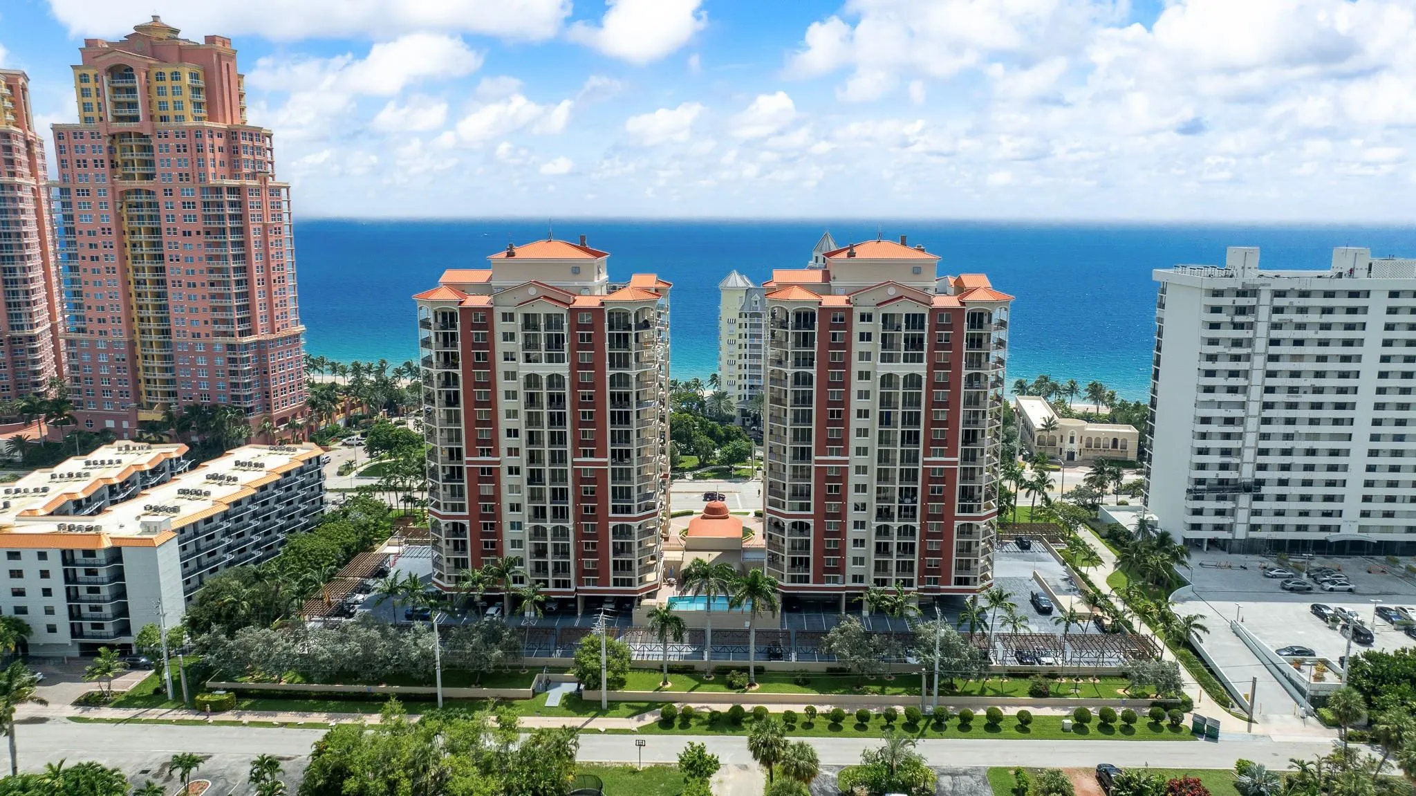 Ocean Front Clubhouse for Pool, Spa & Beach.