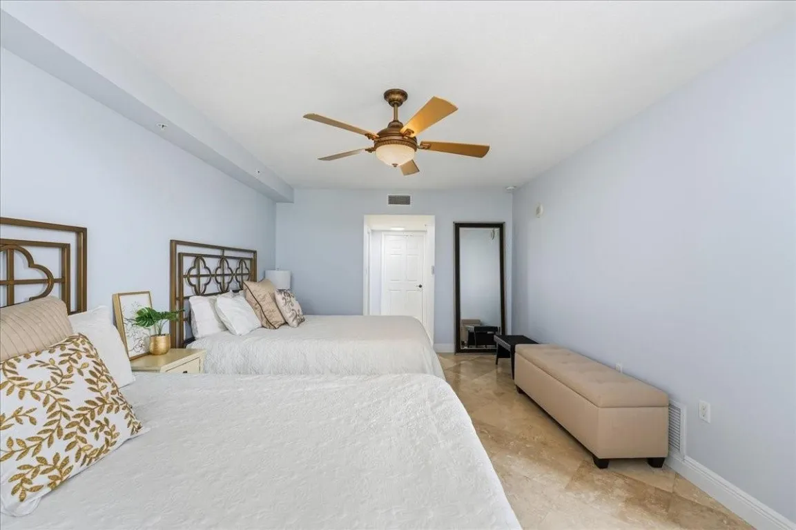 Large & Spacious Suite.