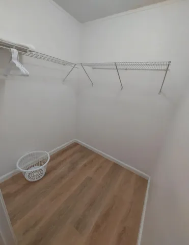 3rd Bedroom Walk-in closet
