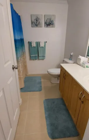 2nd Bathroom