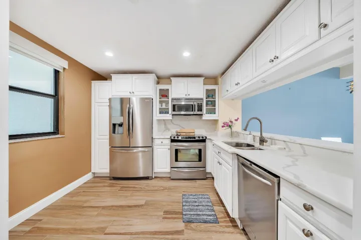 4 Kitchen (1)