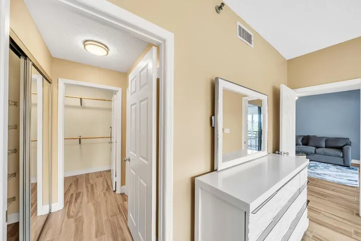 11 Primary Suite (13)