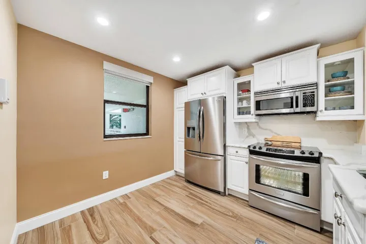 4 Kitchen (3)