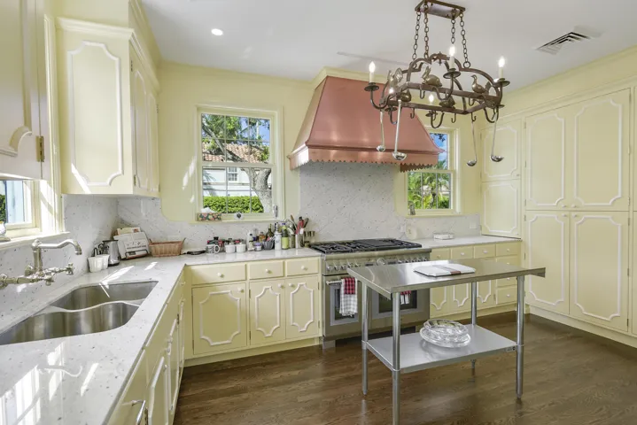 250 Algoma Rd Palm Beach FL-print-015-04