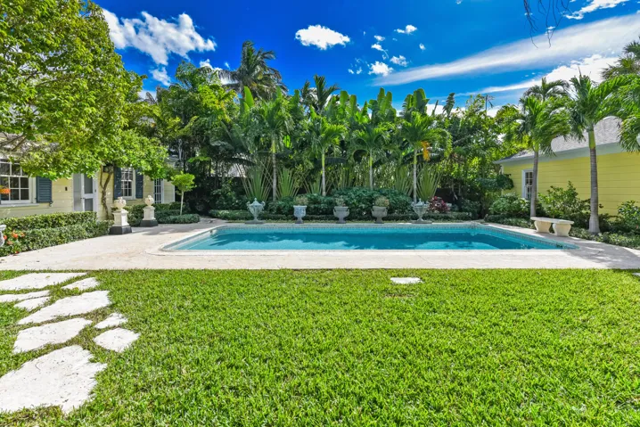 250 Algoma Rd Palm Beach FL-print-045-01