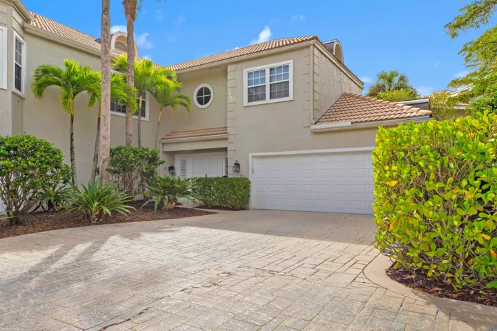 11815 Pebblewood Dr 004