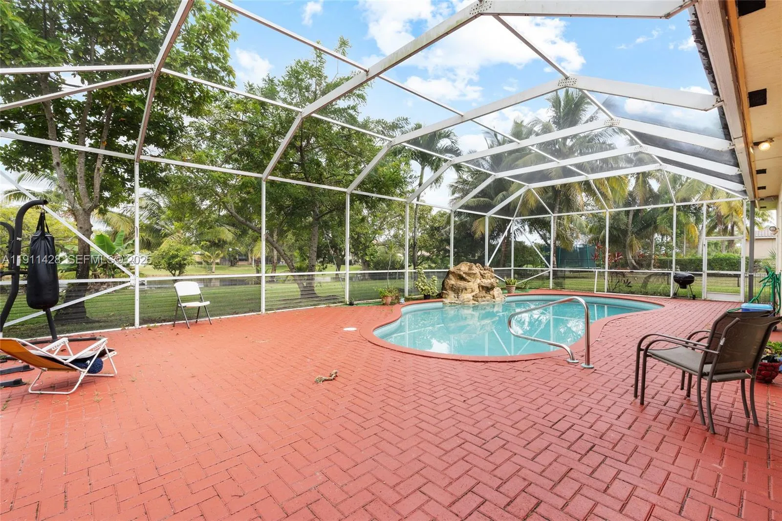 Property photo 30