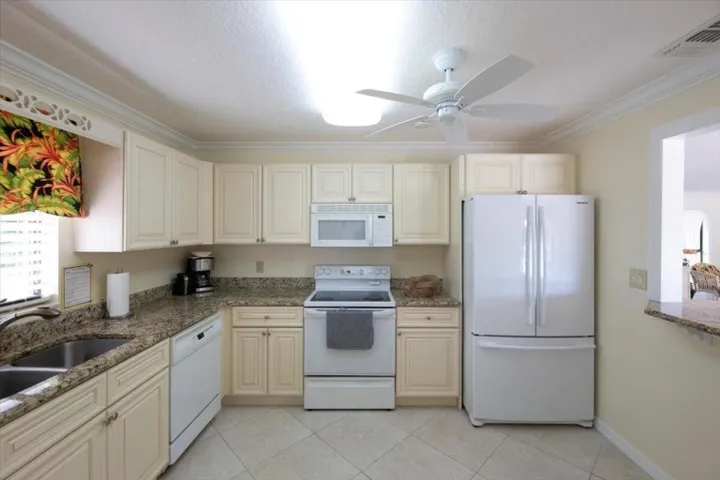 Community Clubhouse kitchen