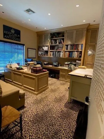 125-Main-Floor-Liz-Office (002)
