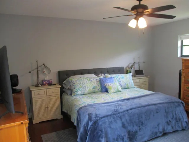 primary bedroom ensuite