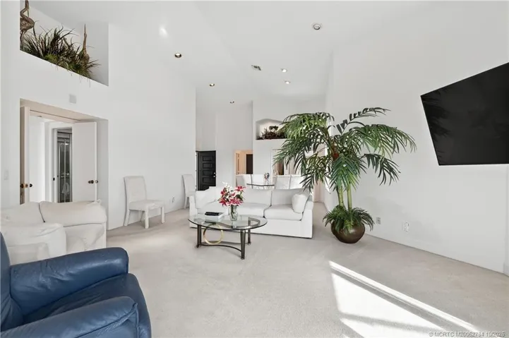 Light & Bright! Living Area
