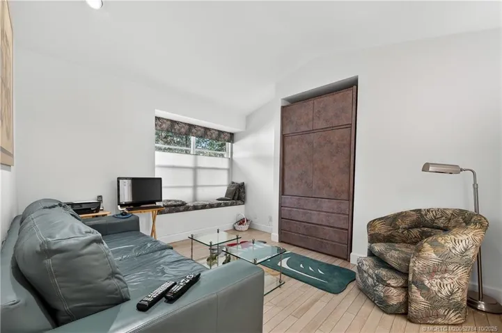 Den - Could be made into 3rd Bedroom