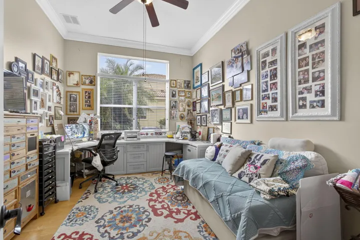 Den/office or convertible bedroom 3