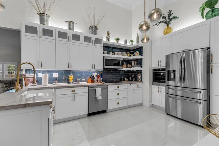 Kitchen 1