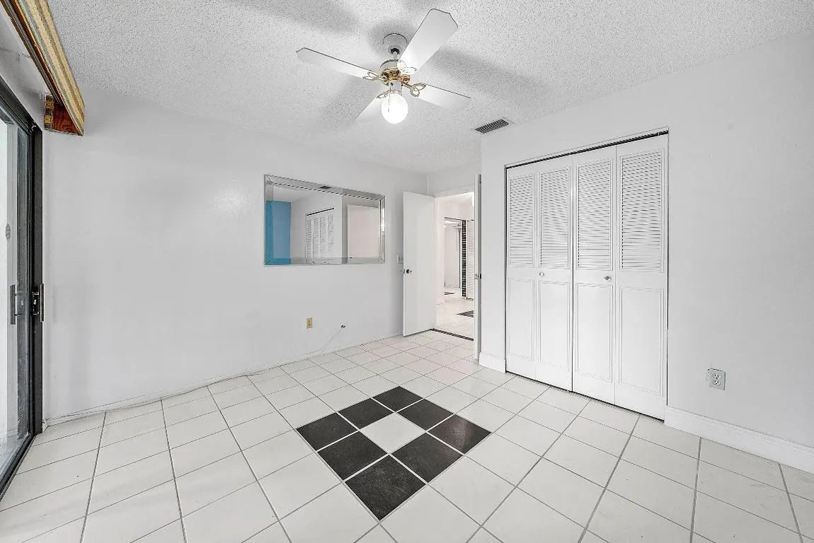 015-276BeaverDamCourt-RoyalPalmBeach-FL-