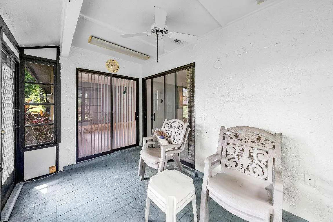 022-276BeaverDamCourt-RoyalPalmBeach-FL-