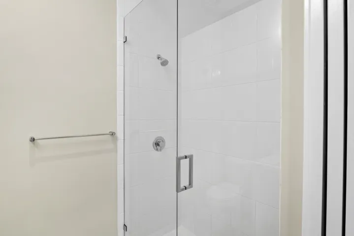Guest Shower