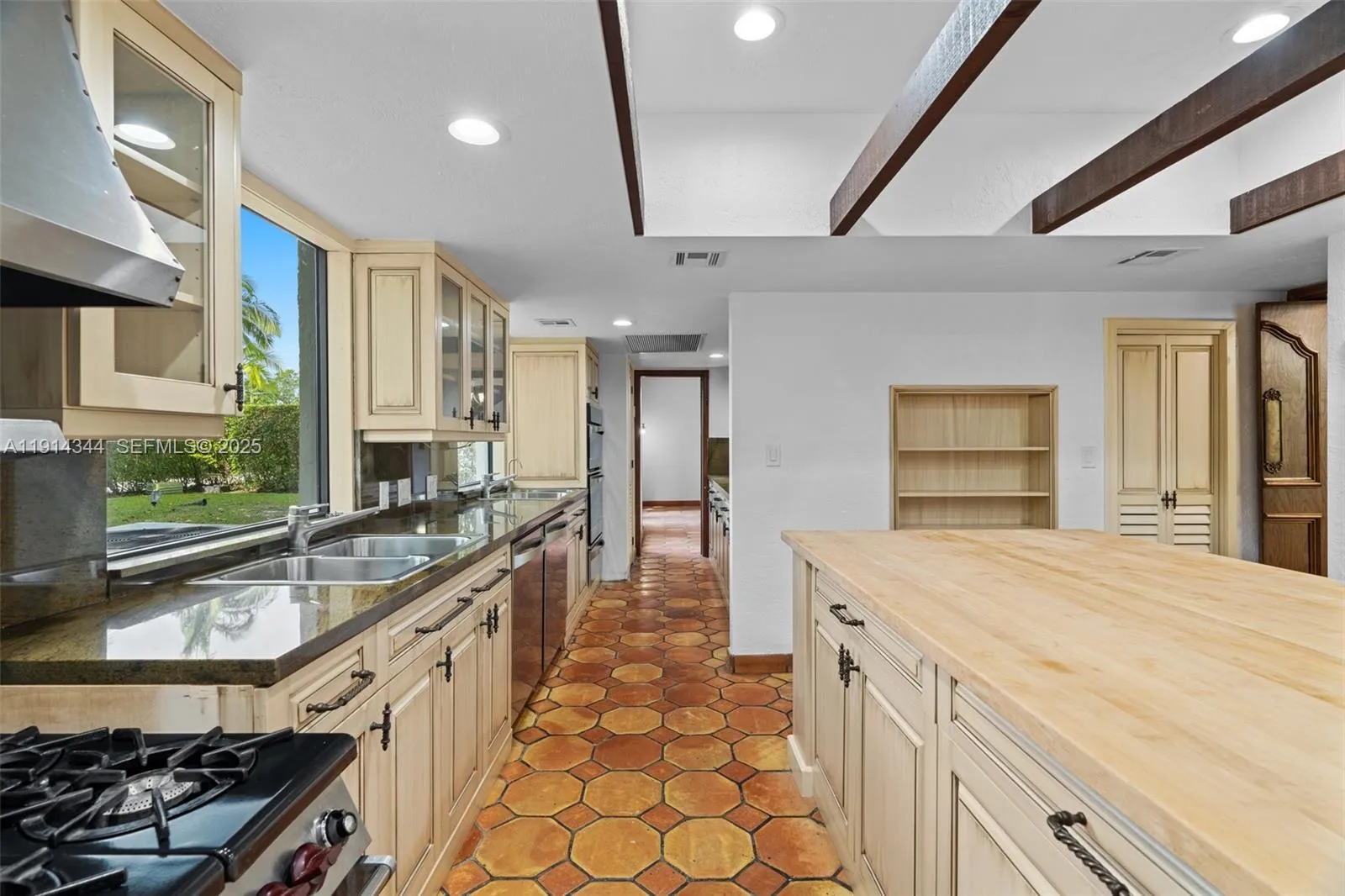 Property photo 27