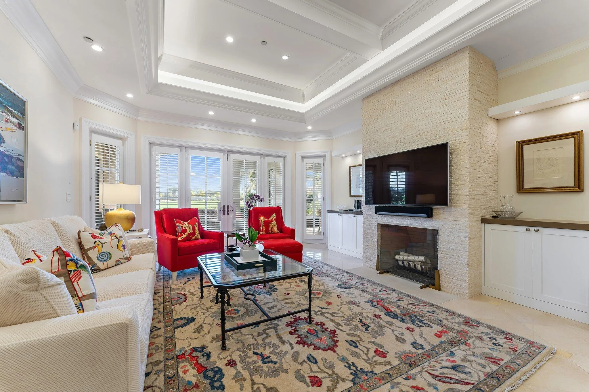 FAMILY ROOM
