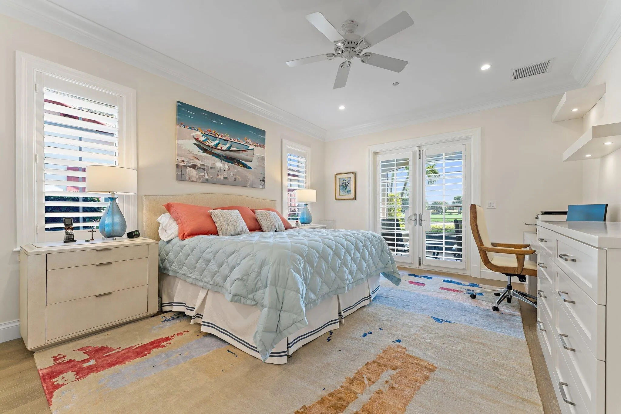 MASTER BEDROOM WITH EN SUITE