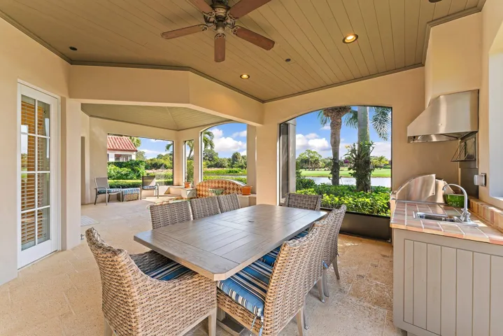 SUMMER KITCHEN