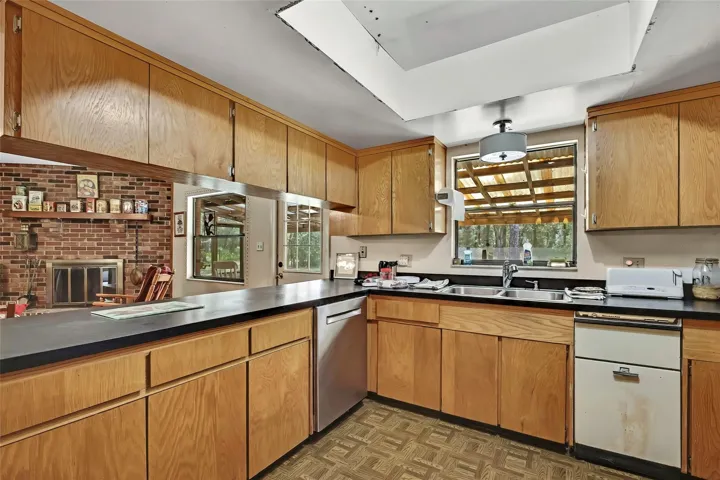 Breakfast bar