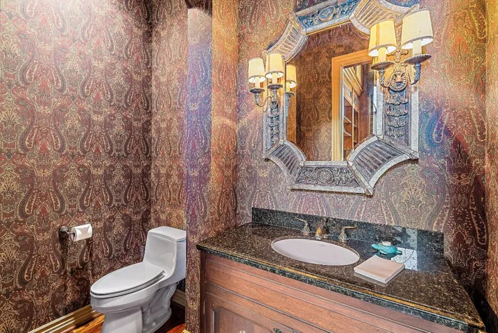 Powder Room