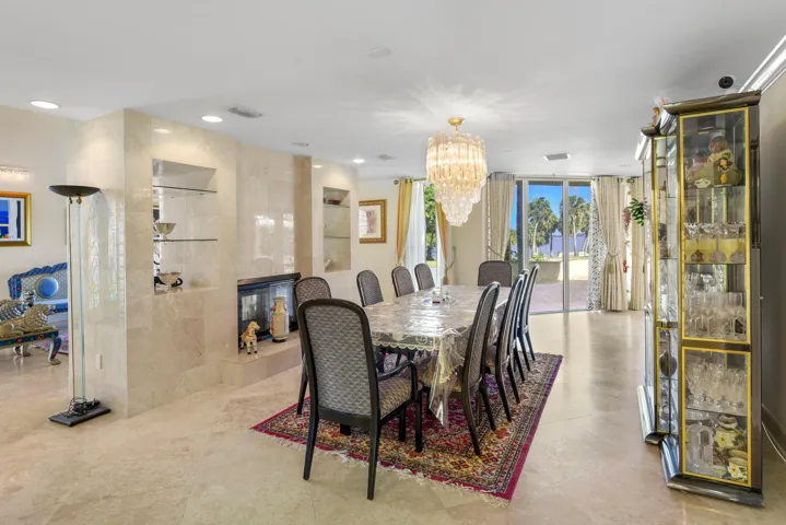 Formal Dining