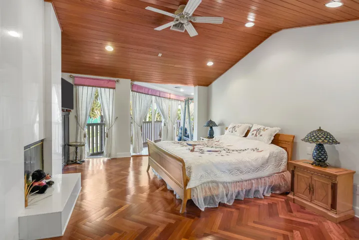 Master Bed
