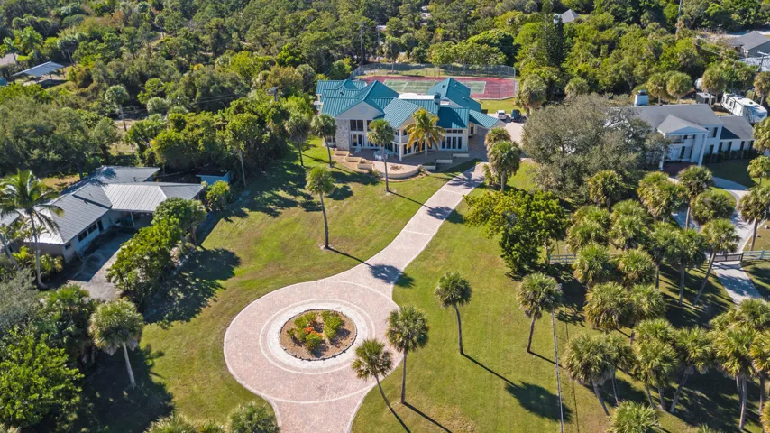 3343 S Indian River Dr Fort-large-062-01