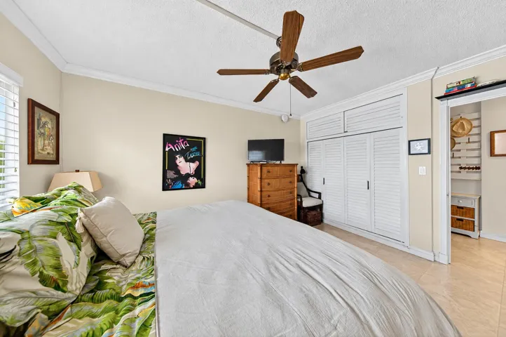 Bright, airy real estate interior-11