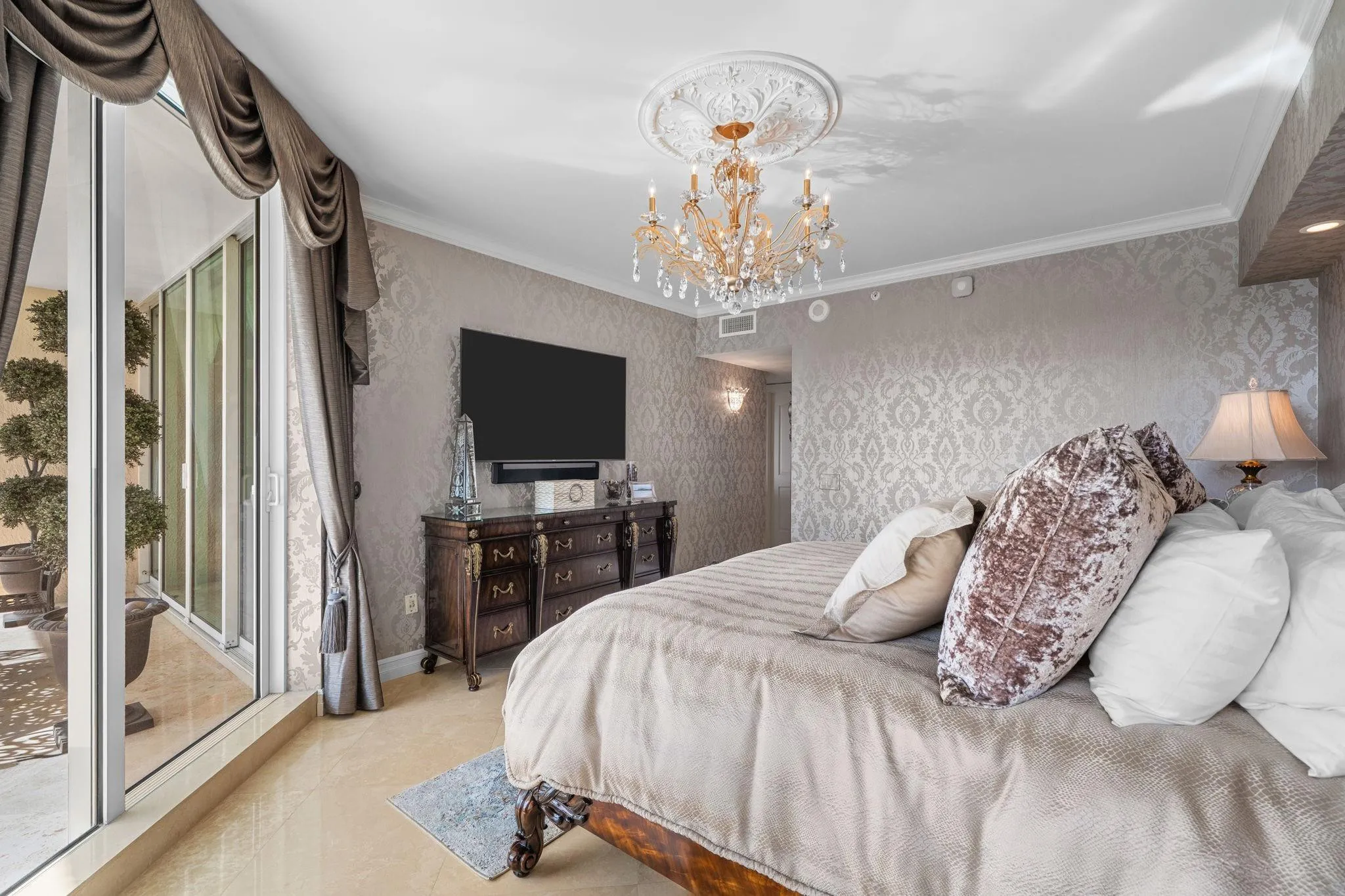 Primary Suite